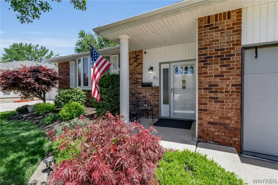 49 Mayberry Drive E, Buffalo, NY 14227 - #2