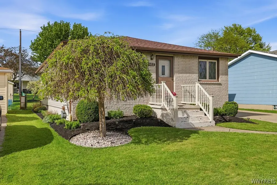 102 N Seine Drive, Buffalo, NY 14227 - #2