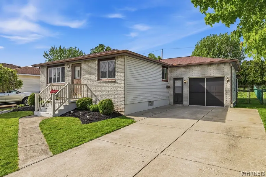 102 N Seine Drive, Buffalo, NY 14227 - #3