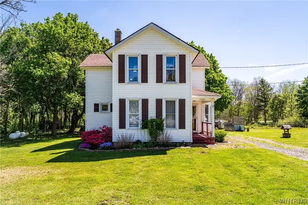 10483 Bethany Center Road, East Bethany, NY 14054