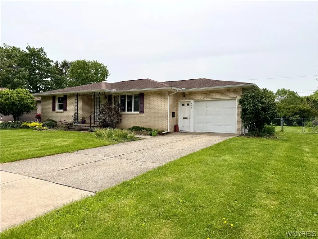 4005 Staley Drive, Hamburg, NY 14075 - #1