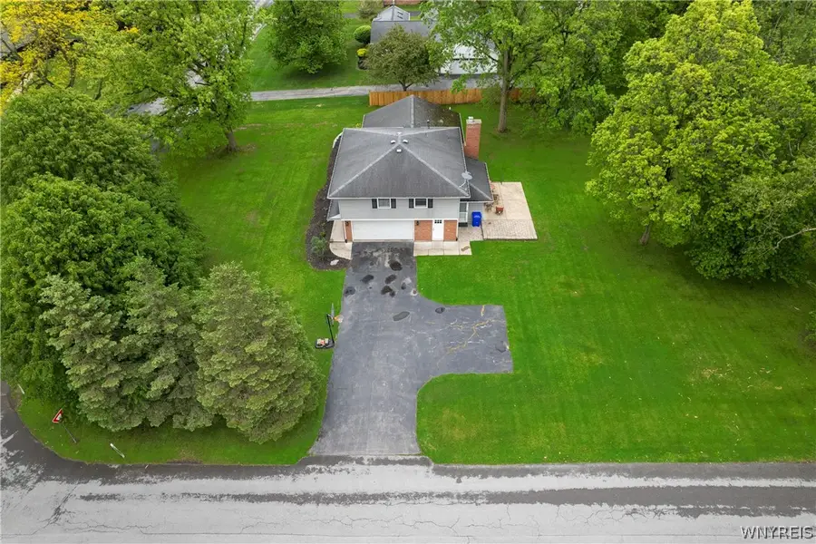 5150 Brookhaven Drive, Clarence, NY 14031 - #3