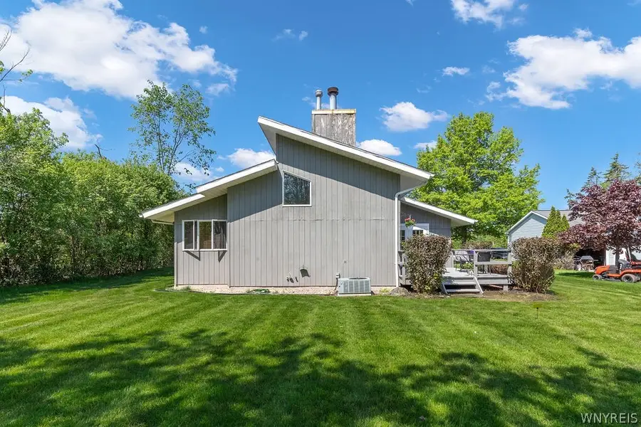2179 Stony Point Road, Grand Island, NY 14072 - #2