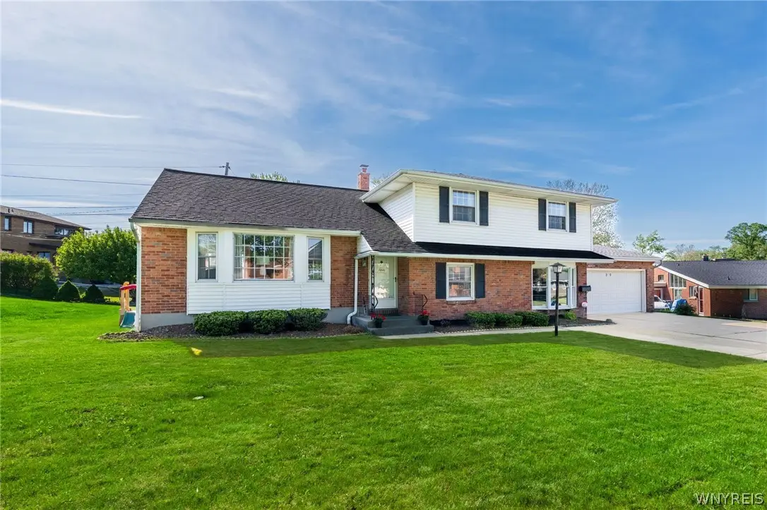 20 Evanshire Lane, Williamsville, NY 14221 - #1