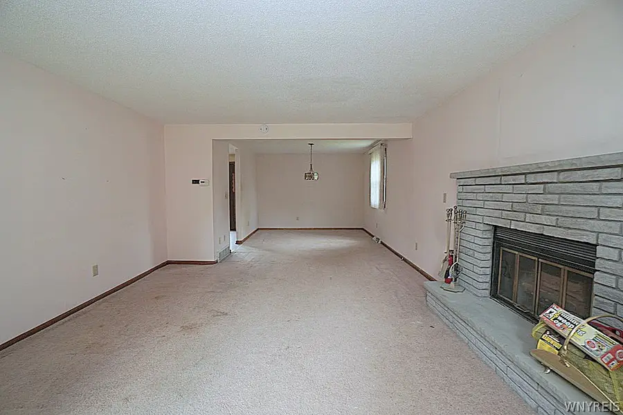 57 Wimbledon Lane, West Seneca, NY 14224 - #3