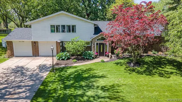 5326 Willow Lake Drive, Clarence, NY 14031