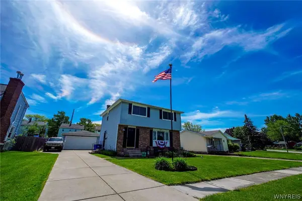 5079 Chapman Parkway, Hamburg, NY 14075