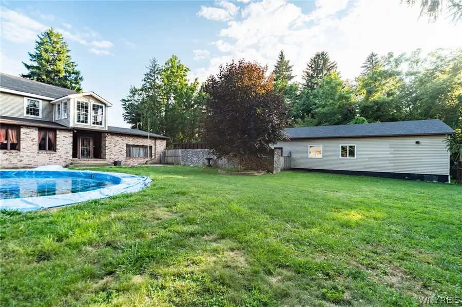 7 Division Street, Bowmansville, NY 14026 - #3