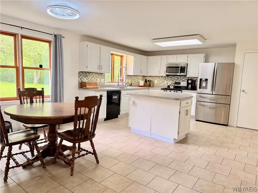 120 Sunset Drive, Hamburg, NY 14075 - #3