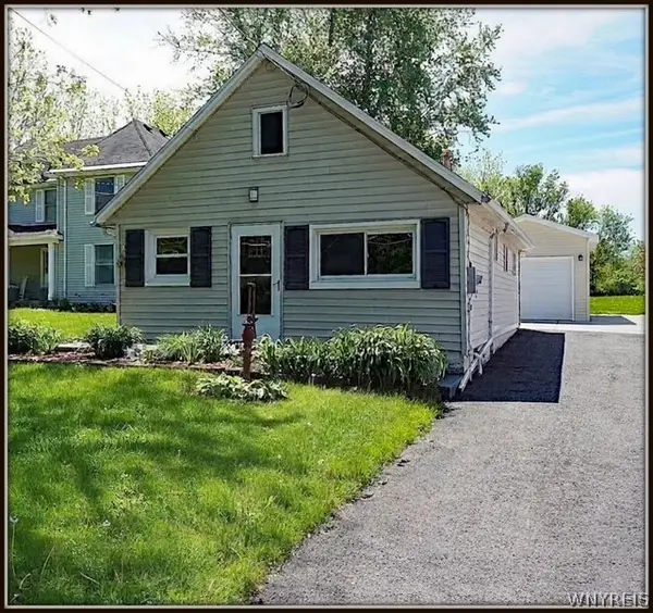 48 Skyline Drive, Akron, NY 14001