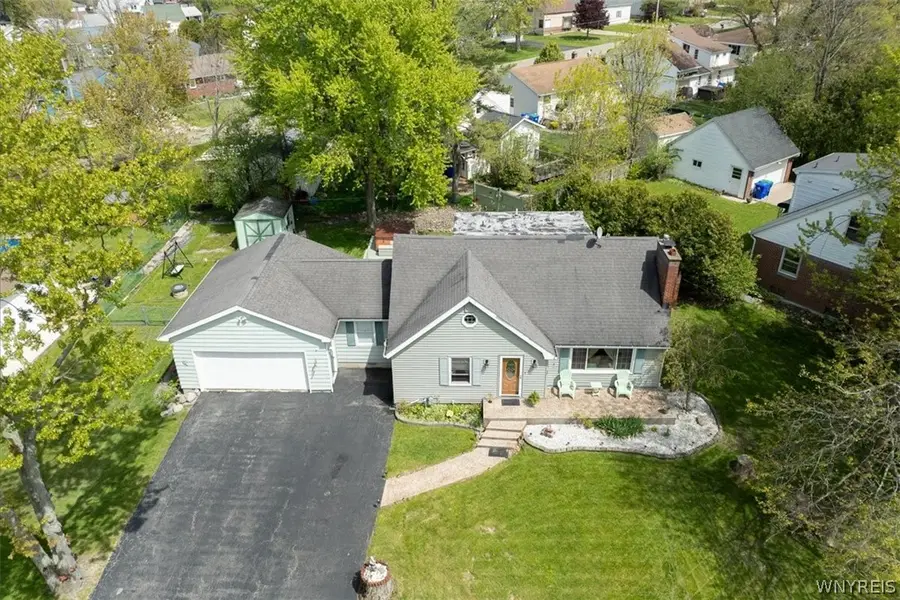 5227 Orchard Avenue, Hamburg, NY 14075 - #2