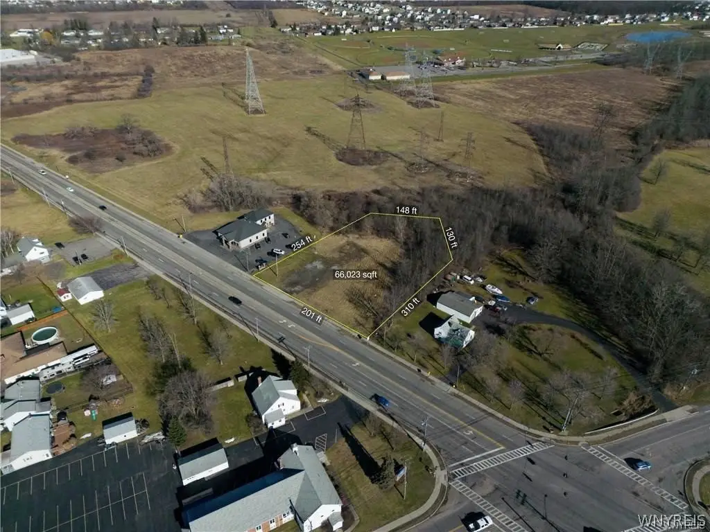 Military Road E, Lewiston, NY 14092 - #1