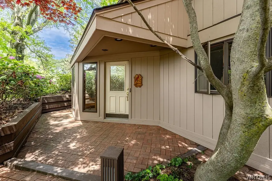 6787 Chestnut Ridge Road, Orchard Park, NY 14127 - #3