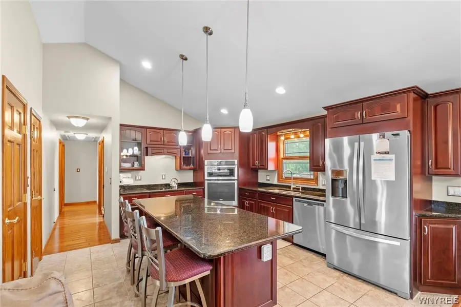 1145 Sheree Drive, Grand Island, NY 14072 - #2