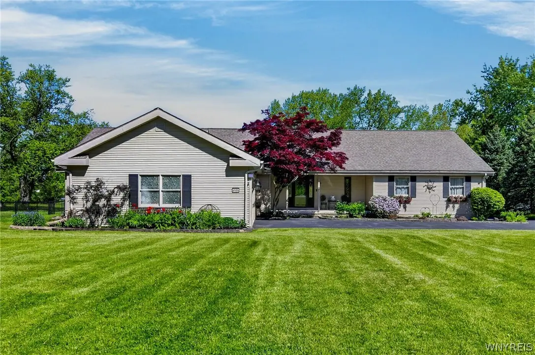 4119 Beach Ridge Road, North Tonawanda, NY 14120 - #1