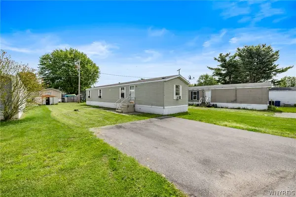 768 Dorwood Park, Ransomville, NY 14131
