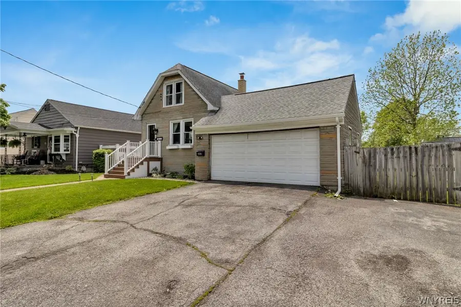 616 73rd Street, Niagara Falls, NY 14304 - #3
