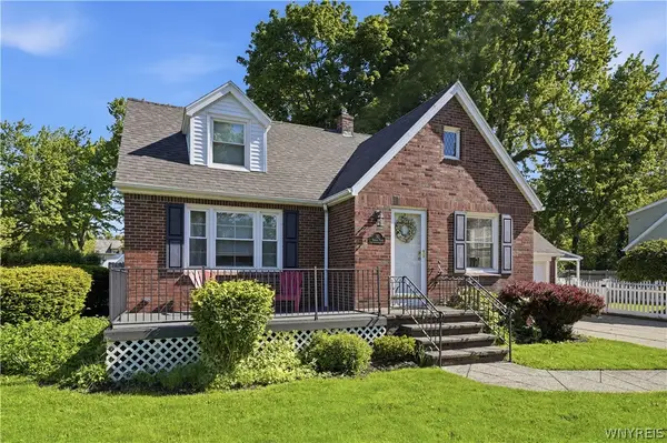 50 Norman Place, Amherst, NY 14226