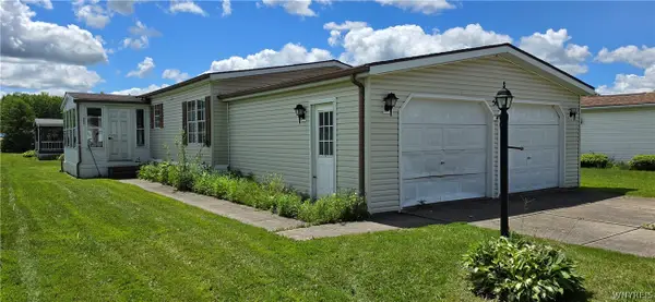56 Belmont Drive, Akron, NY 14001