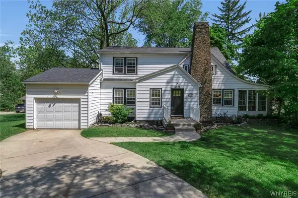10056 Greiner Road, Clarence, NY 14031
