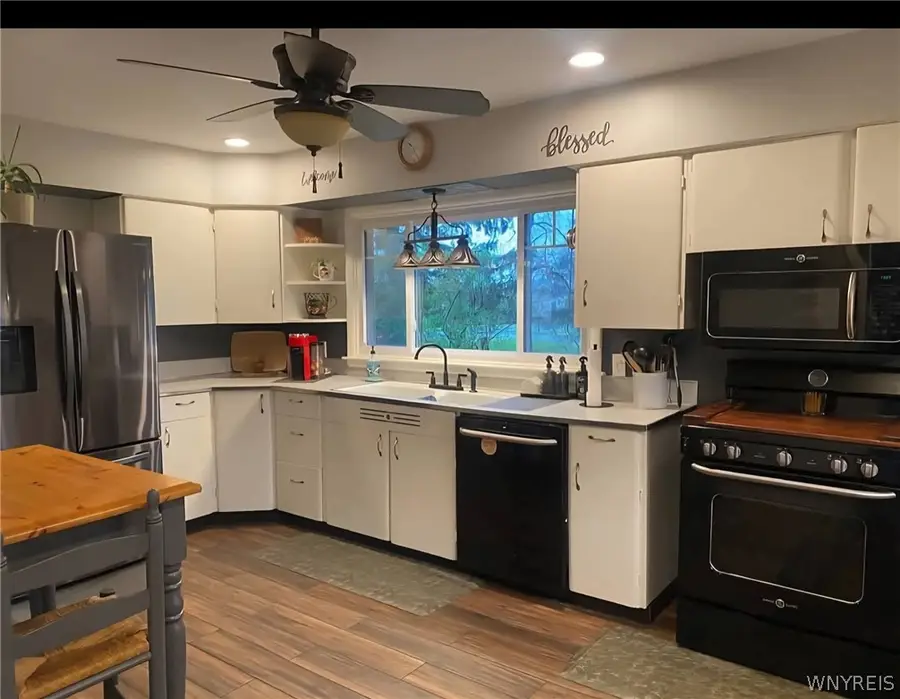 35 Chapel Street, Elba, NY 14058 - #2