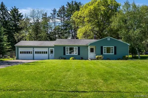 31 Heiler Drive, East Aurora, NY 14052