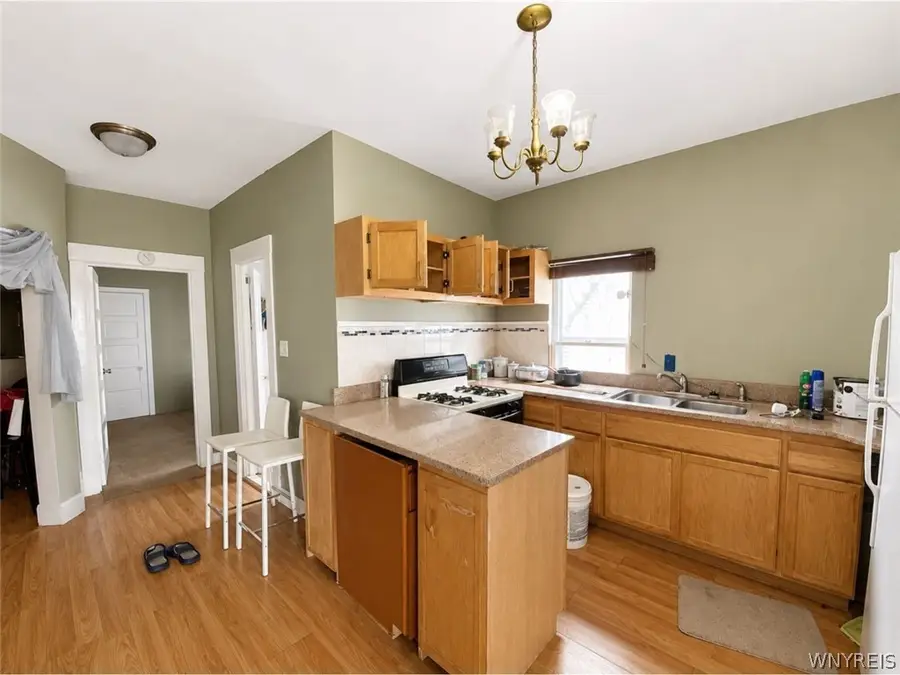 639 18th Street, Niagara Falls, NY 14301 - #2