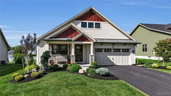 4 Aurora Mills Drive, East Aurora, NY 14052
