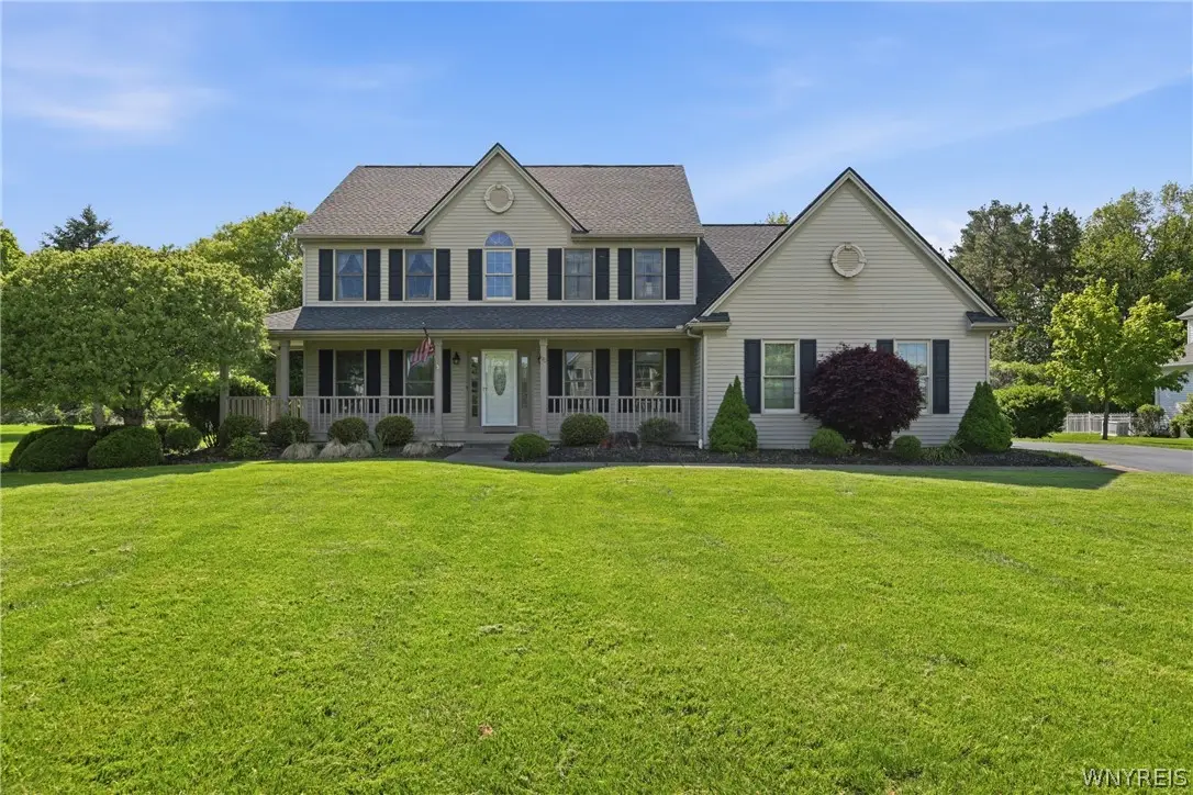120 Norwood Lane, Orchard Park, NY 14127 - #1