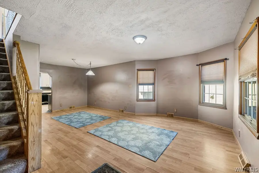 1717 Willow Avenue, Niagara Falls, NY 14305 - #3