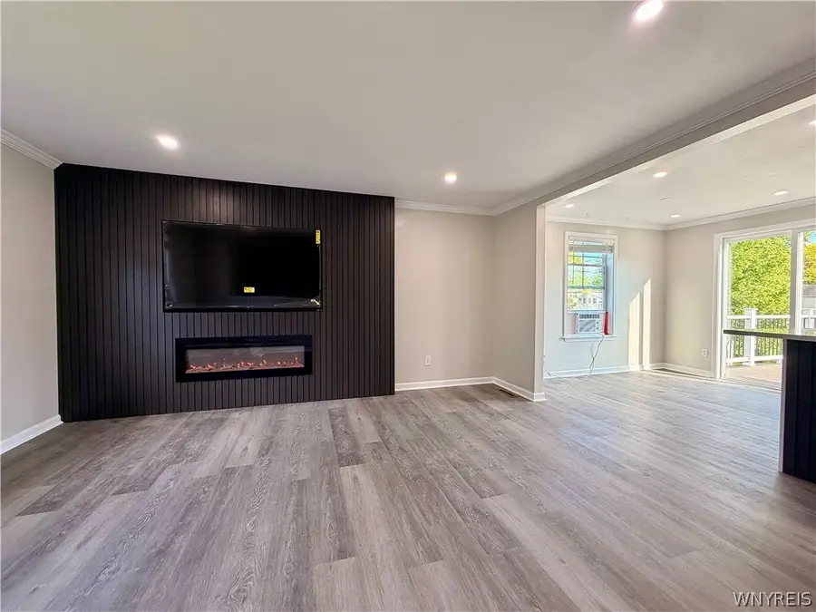 8300 Redwing Drive, Liverpool, NY 13090 - #3