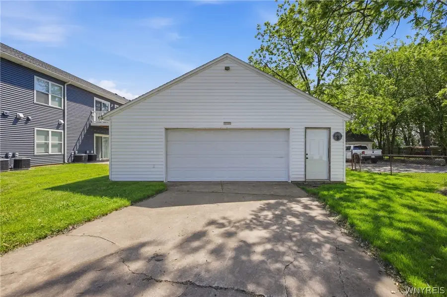 389 Delaware Street, Tonawanda, NY 14150 - #2
