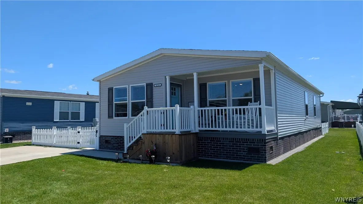 4216 Mohawk Pkwy, Niagara Falls, NY 14304 - #1