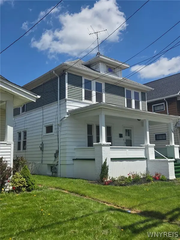 2486 Pierce Avenue, Niagara Falls, NY 14301