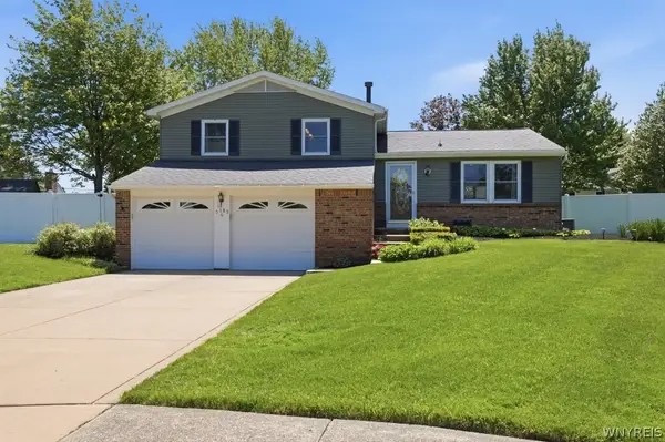 5183 Garden Path, Hamburg, NY 14075