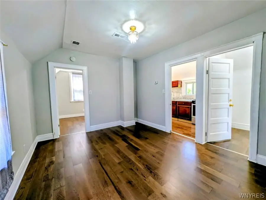 284 Hazelwood Avenue, Buffalo, NY 14215 - #2