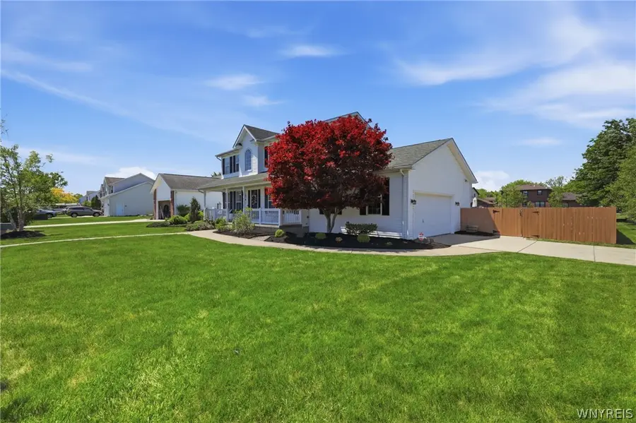 10 Island Park Circle, Grand Island, NY 14072 - #3