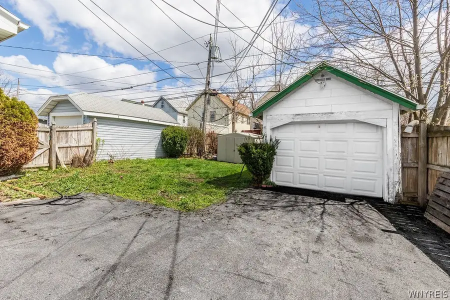101 Eggert Road, Cheektowaga, NY 14215 - #3