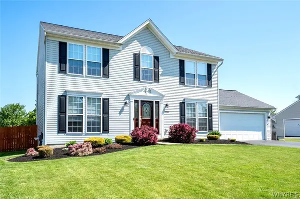 2235 Hunters Hollow Lane, Lake View, NY 14085
