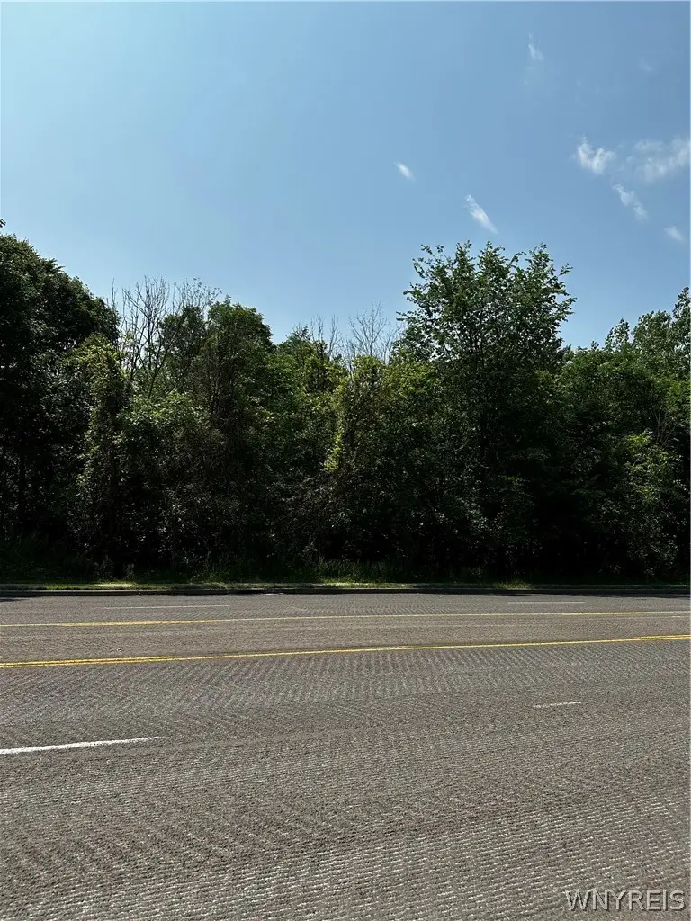 3350 Niagara Falls Boulevard, Buffalo, NY 14228 - #3