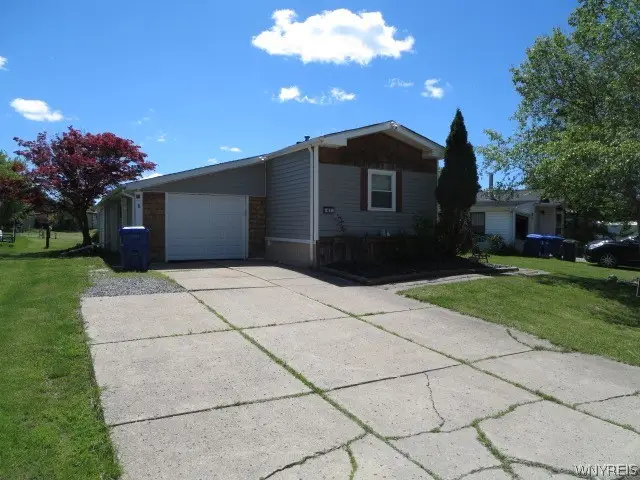67 W Canyon Drive, Hamburg, NY 14075 - #1