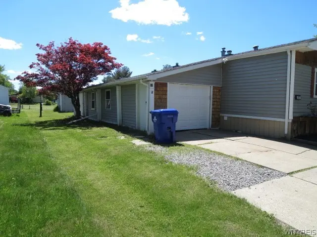 67 W Canyon Drive, Hamburg, NY 14075 - #2