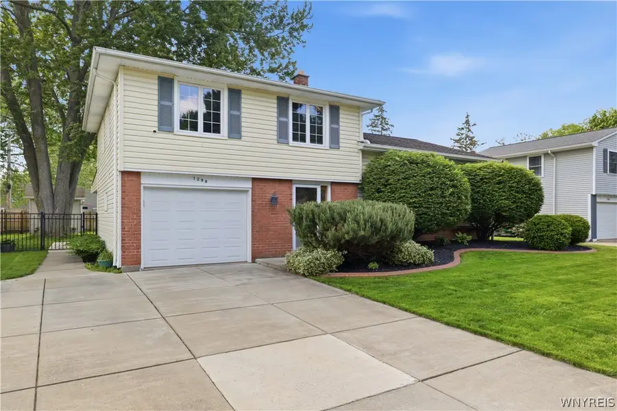 1298 Harvard Avenue, North Tonawanda, NY 14120 - #2