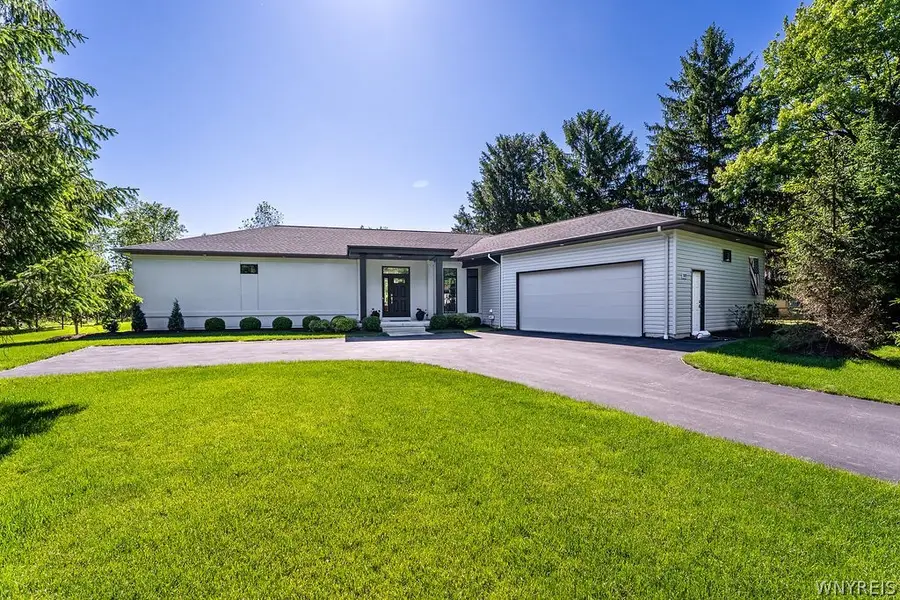 5085 Willowbrook W Drive, Clarence, NY 14031 - #2