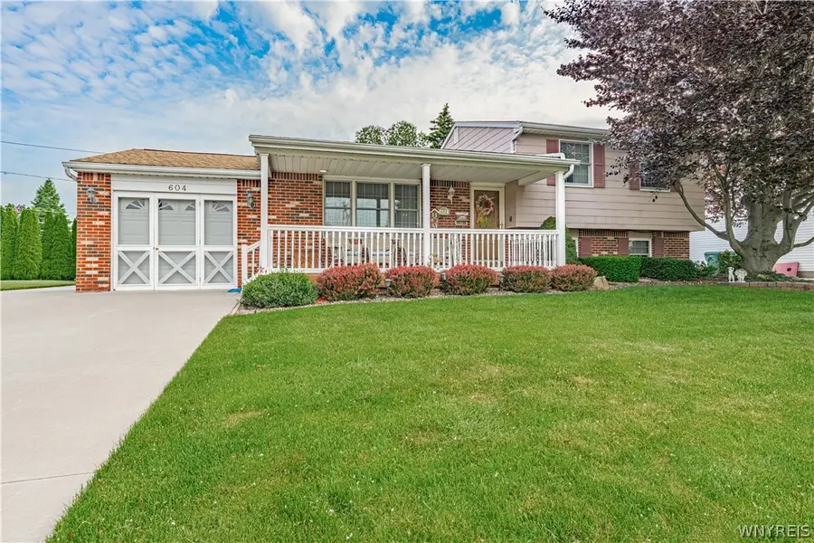 604 Wurlitzer Drive, North Tonawanda, NY 14120 - #3