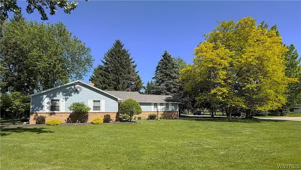 4635 Hedgewood Drive, Buffalo, NY 14221