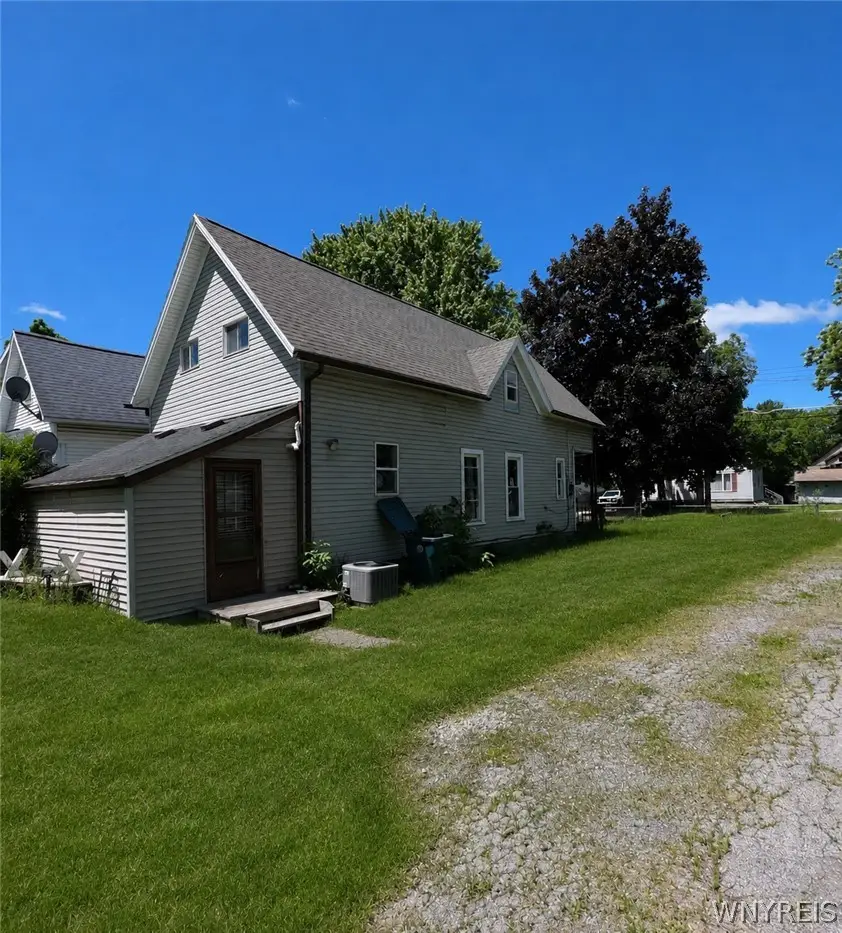 13 3rd Avenue, North Tonawanda, NY 14120 - #2