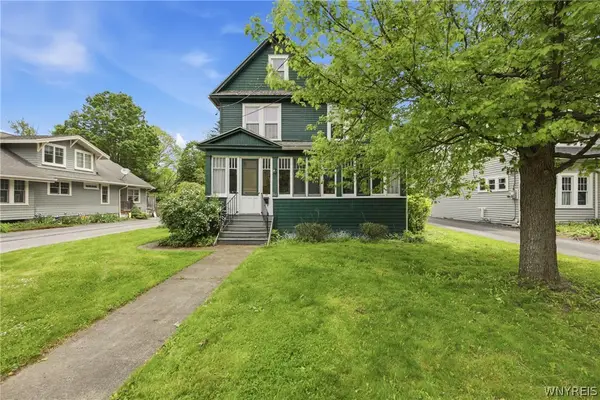 262 Walnut Street, East Aurora, NY 14052