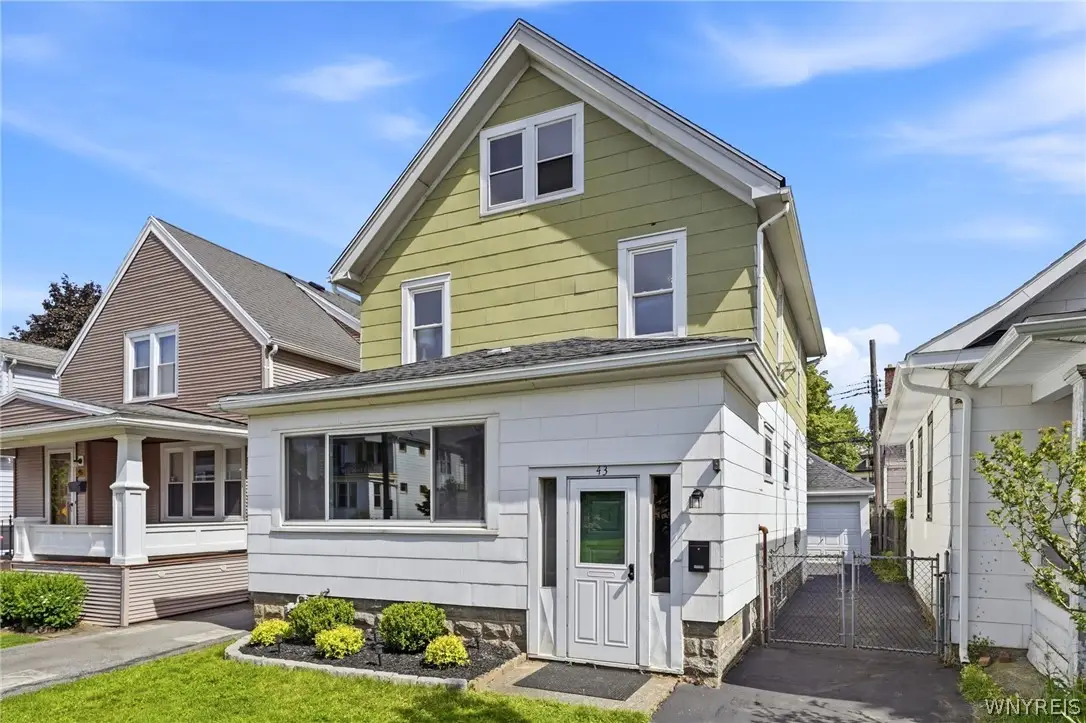 43 Flower Street, Buffalo, NY 14214 - #1