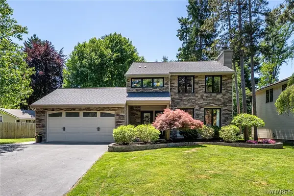 11 Dappled Drive, East Amherst, NY 14051